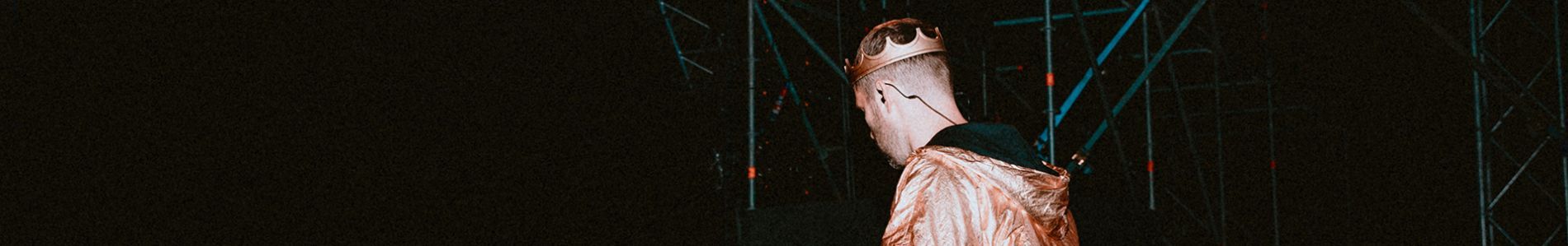 Rave In The 90's header