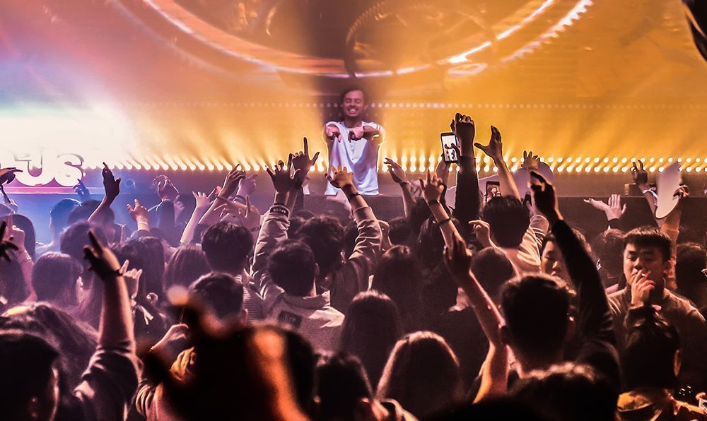 Tickets to a Quintino show near you including Meet & Greet and a Quintino Hoodie