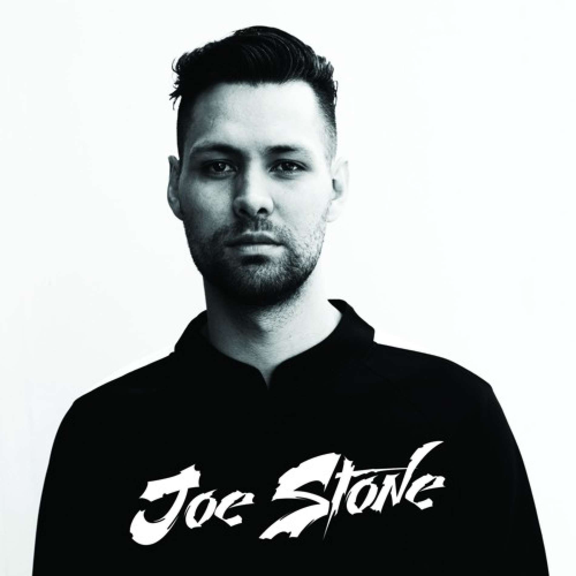 Listen to Joe Stone celebrating Christmas