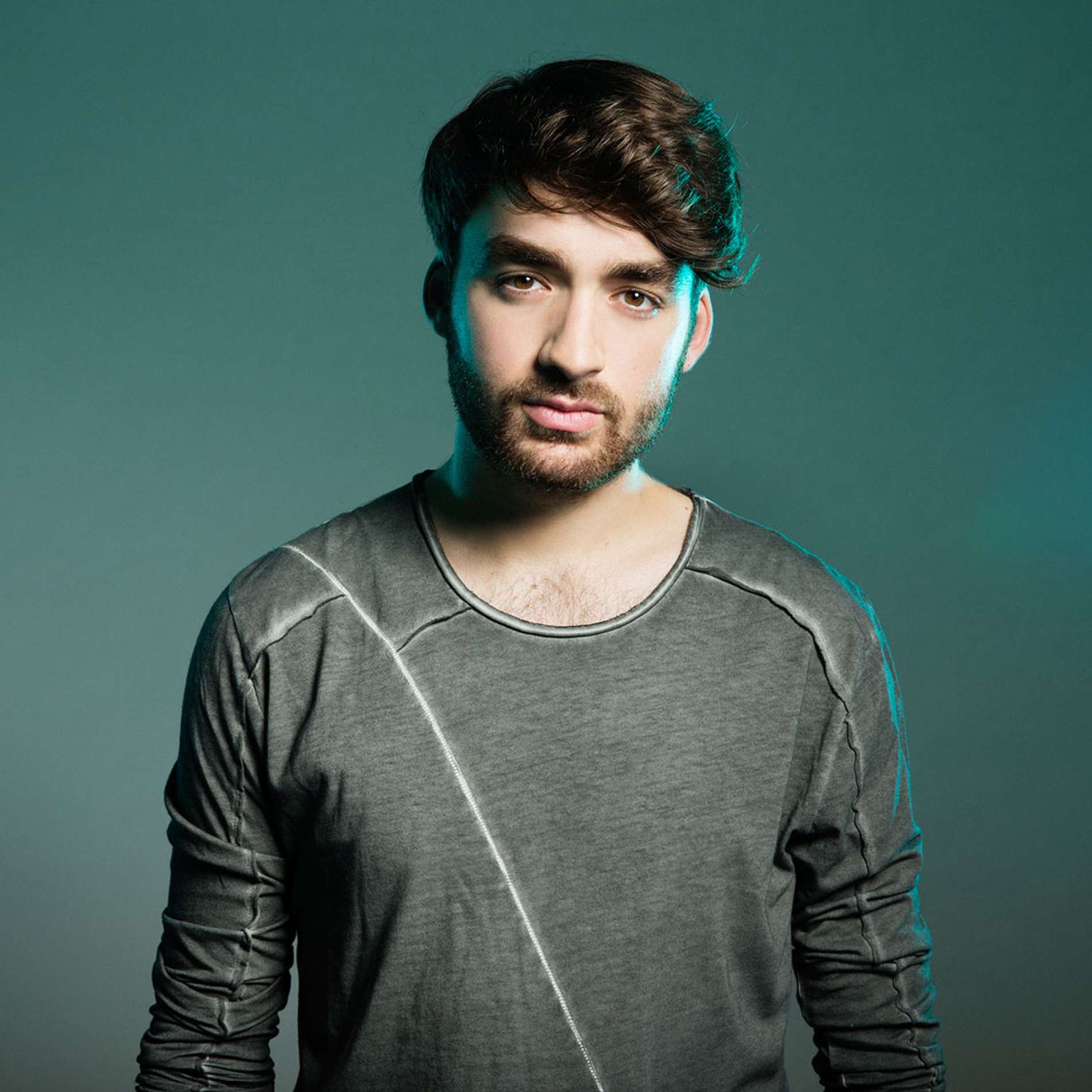 Listen to a selection of Oliver Heldens’ favorite tracks!