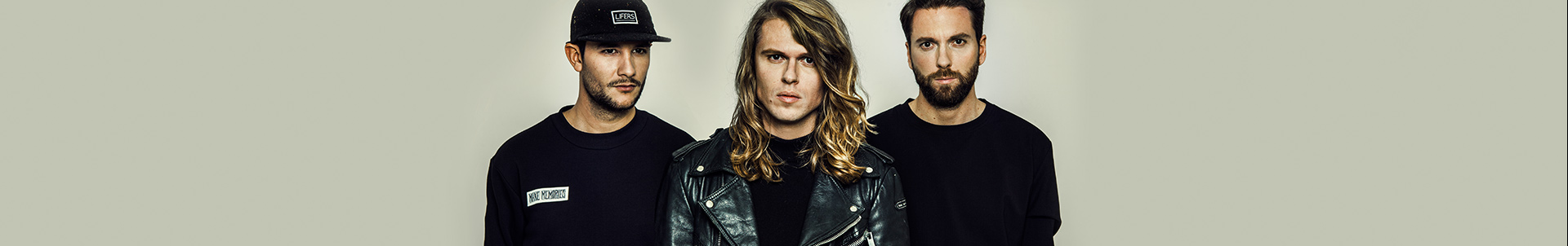 Kris Kross Amsterdam receives Gold Record for 'Are You Sure?'