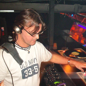 Alvis DJ