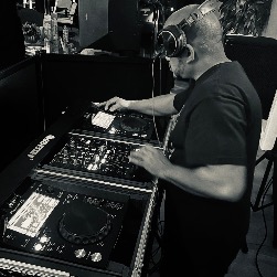 DJ Q