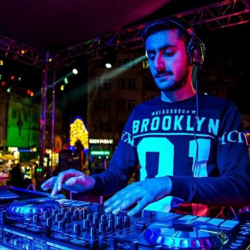 Cem Yılmaz
