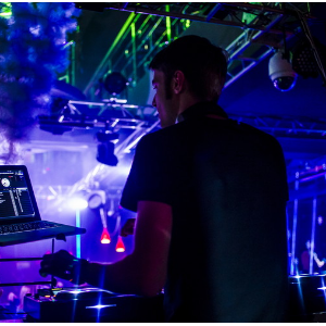 Dj Nester