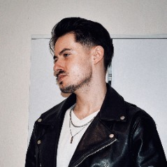 JamesØØn