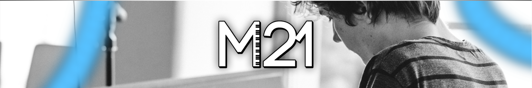 M21