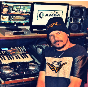 DjVaist