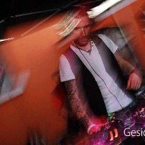 ElectronicMusicHustler