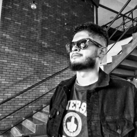 THIAGO PIÑA