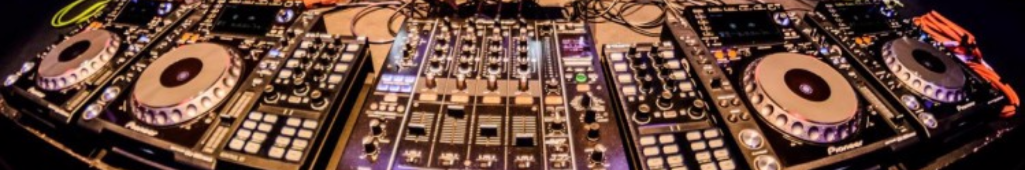 DJ TWIXX