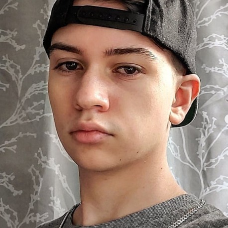 Milos Loren